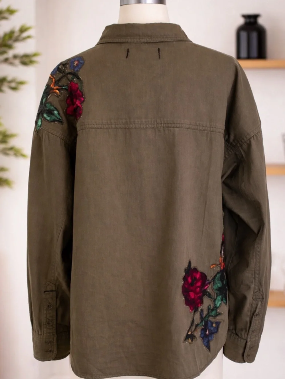 Free People We The Free Velvet Rose Embroidered Utility Jacket Shacket NWT L - Picture 6 of 12